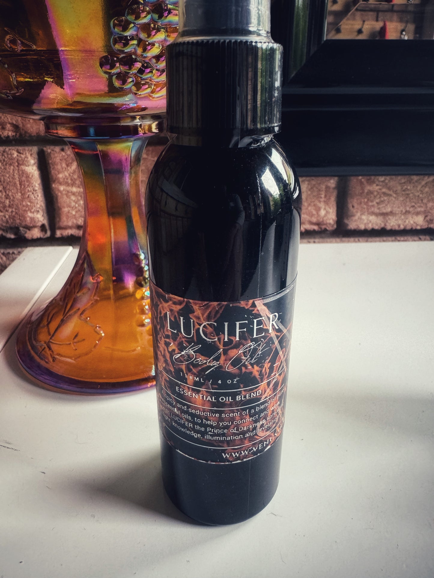 LUCIFER BODY OIL